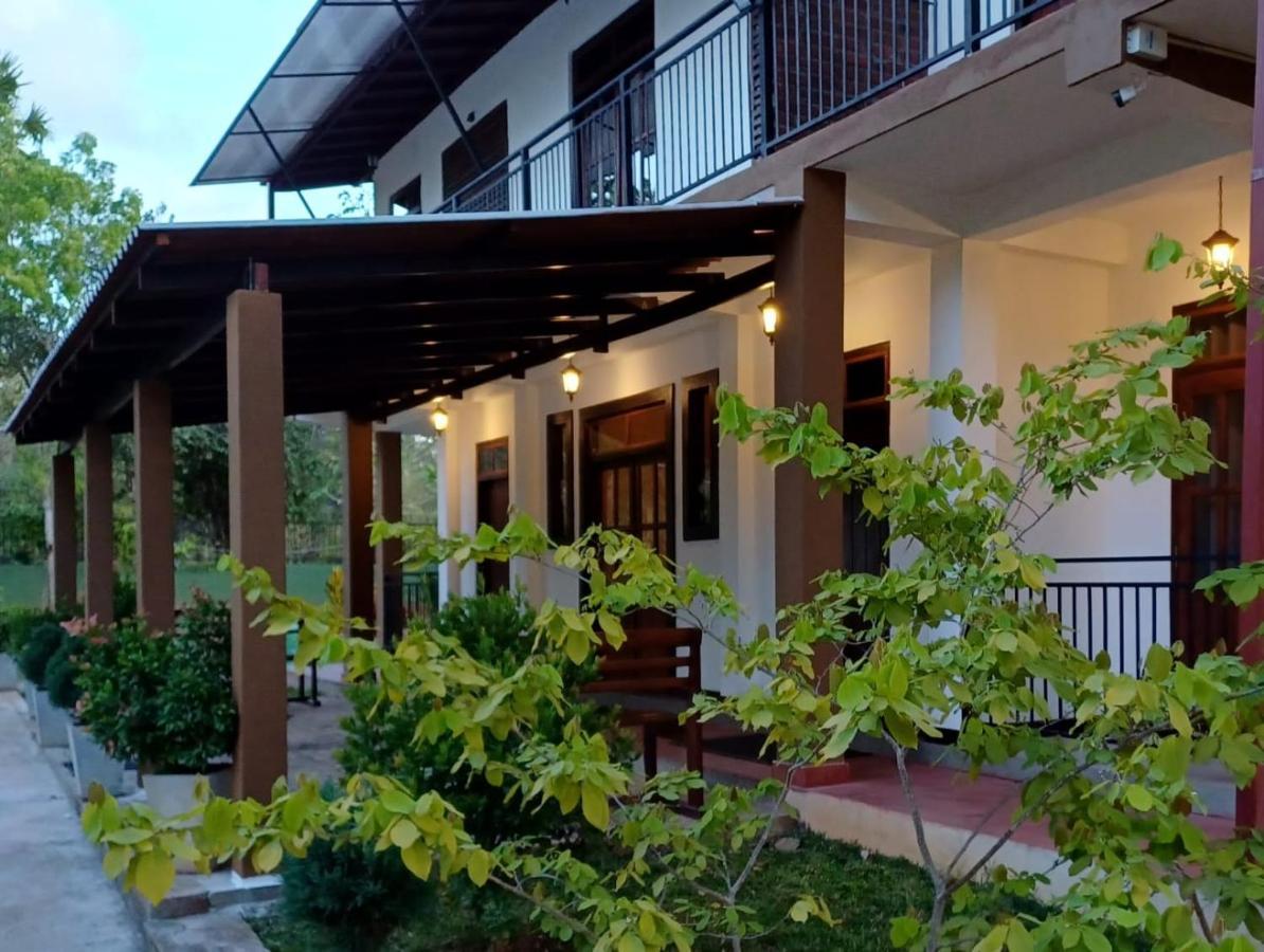 Forest Edge Villa Anuradhapura Eksteriør billede